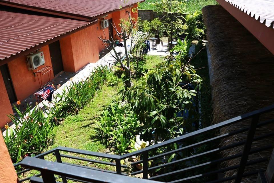 2 Home Chalong Buitenkant foto