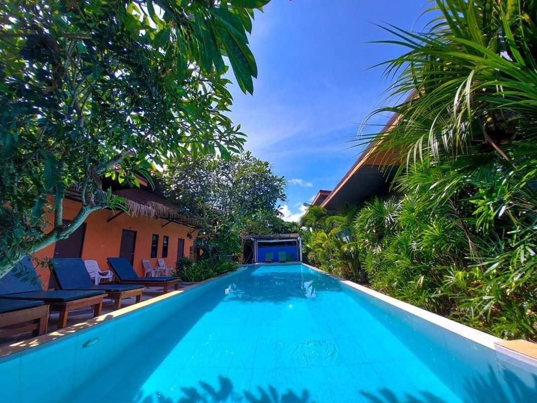 2 Home Chalong Buitenkant foto