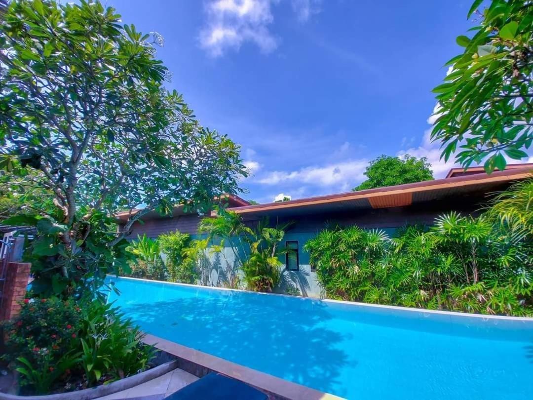 2 Home Chalong Buitenkant foto
