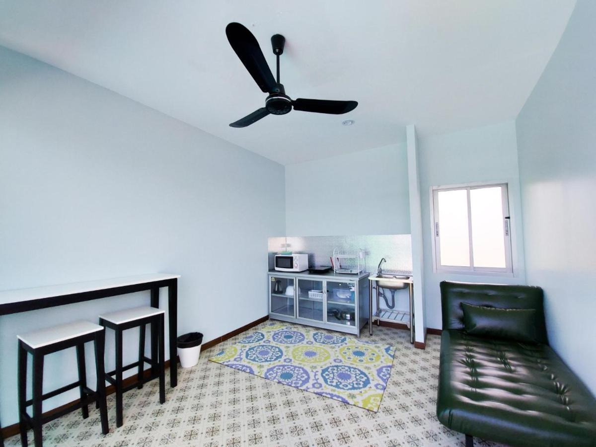 2 Home Chalong Buitenkant foto