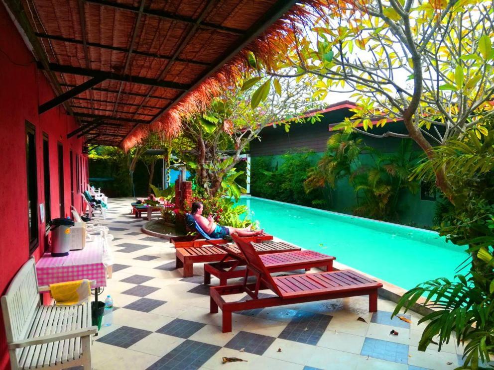 2 Home Chalong Buitenkant foto