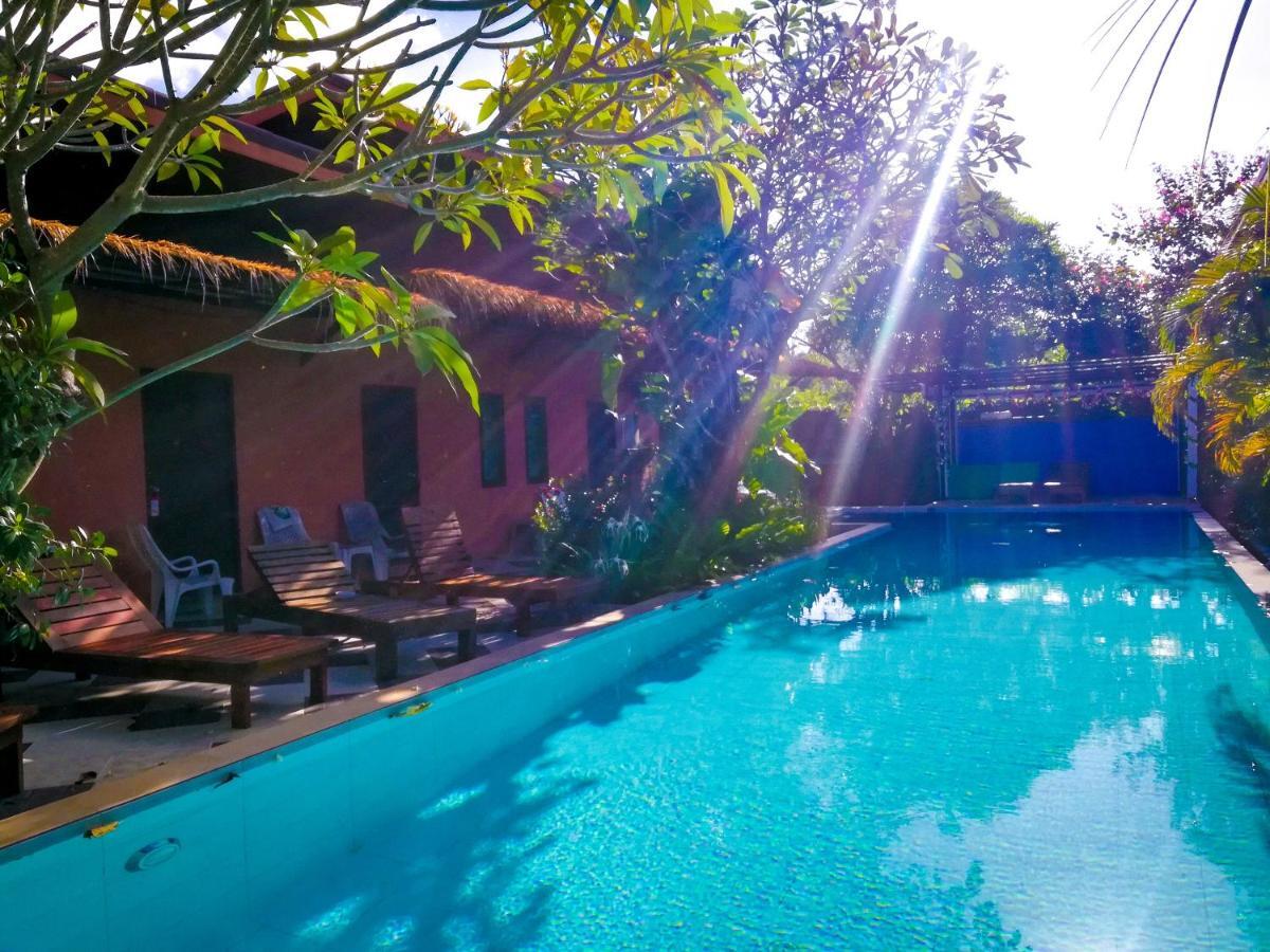 2 Home Chalong Buitenkant foto